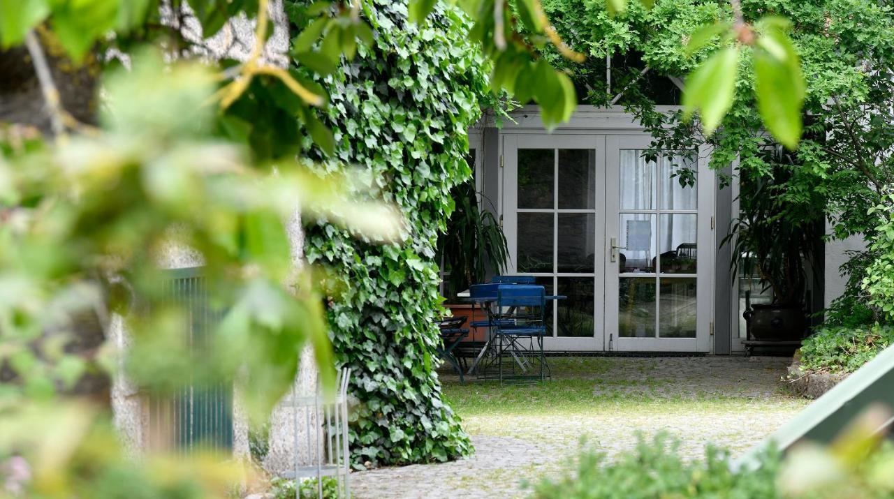 Landhotel Schwarzes Ross Steinsfeld Exterior photo